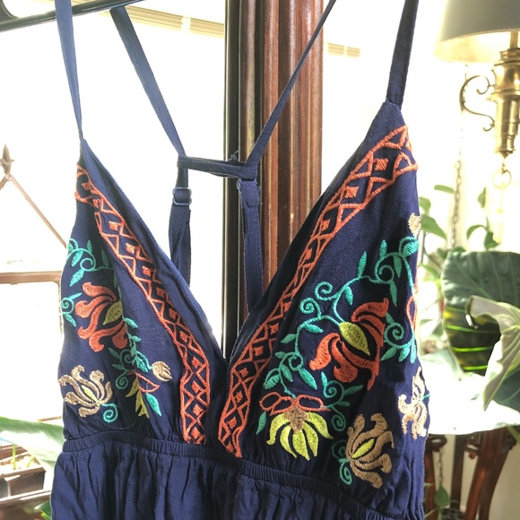 Boho Embroidered Maxi Dress - Picture 2 of 4